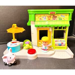 Fisher-Price Little People Treat Time Pet Shop bunny turtle